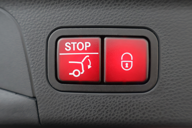 メルセデスベンツ GLCクーペ GLC220d 4MATIC ｸｰﾍﾟ AMGﾗｲﾝ　後期型 ﾚｻﾞｰｴｸｽｸﾙｰｼﾌﾞPKG ﾚｰﾀﾞｰｾｰﾌﾃｨPKG ｴｱﾊﾞﾗﾝｽPKG ｶﾞﾗｽSR 黒革 ｼｰﾄﾋｰﾀ ﾍﾞﾝﾁﾚｰﾀ 純正10.25ｲﾝﾁﾅﾋﾞ地ﾃﾞｼﾞ ｺｯｸﾋﾟｯﾄDisp 360°ｶﾒﾗ 電動Rｹﾞｰﾄ HUD AMG19ｲﾝﾁAW　新車保証