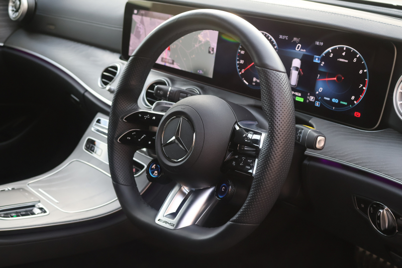 AMG Eクラス E53ﾜｺﾞﾝ 4MATIC+(ISG搭載ﾓﾃﾞﾙ)　後期型 ｴｸｽｸﾙｰｼﾌﾞPKG ｴﾅｼﾞｬｲｼﾞﾝｸﾞPKGﾌﾟﾗｽ ｴｱﾊﾞﾗﾝｽPKG ﾚｰﾀﾞｰｾｰﾌﾃｨPKG ﾊﾟﾉﾗﾏSR 黒ﾅｯﾊﾟ革 ｼｰﾄﾋｰﾀ ﾍﾞﾝﾁﾚｰﾀ 純正ﾅﾋﾞ地ﾃﾞｼﾞ 360°ｶﾒﾗ MBUX Burmester Applecarplay HUD PTS AMG20ｲﾝﾁAW　2年保証