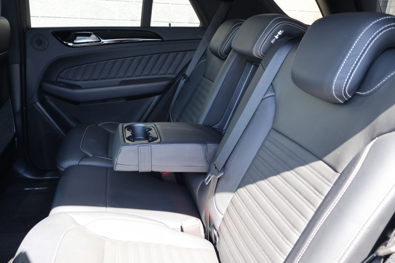 AMG GLE GLE43 4MATIC　ﾚｰﾀﾞｰｾｰﾌﾃｨPKG AMGｽﾀｲﾘﾝｸﾞPKG ﾅｲﾄPKG ﾊﾟﾉﾗﾐｯｸSR 黒革ｼｰﾄ 全席ｼｰﾄﾋｰﾀｰ 純正ﾅﾋﾞ地ﾃﾞｼﾞ 360度ｶﾒﾗｼｽﾃﾑ harman/kardonｻﾗｳﾝﾄﾞ AppleCarPlay 電動Rｹﾞｰﾄ LEDﾍｯﾄﾞﾗｲﾄ AMG21ｲﾝﾁAW　2年保証