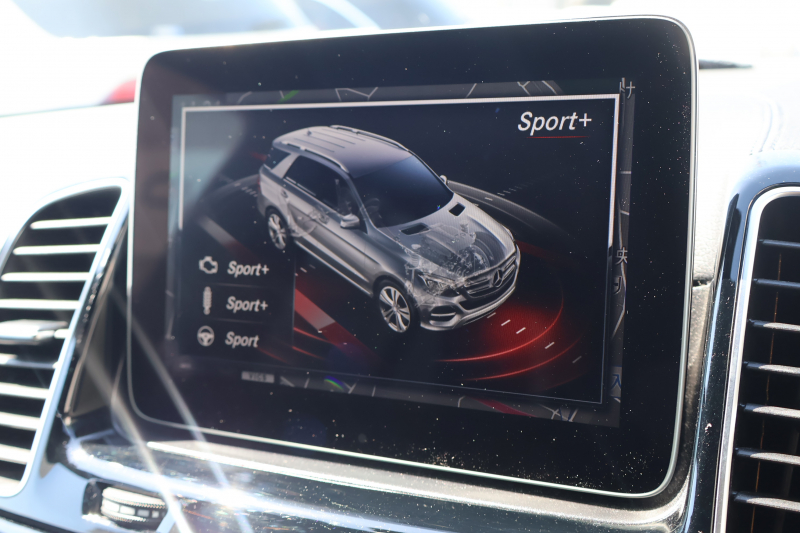 AMG GLE GLE43 4MATIC　ﾚｰﾀﾞｰｾｰﾌﾃｨPKG AMGｽﾀｲﾘﾝｸﾞPKG ﾅｲﾄPKG ﾊﾟﾉﾗﾐｯｸSR 黒革ｼｰﾄ 全席ｼｰﾄﾋｰﾀｰ 純正ﾅﾋﾞ地ﾃﾞｼﾞ 360度ｶﾒﾗｼｽﾃﾑ harman/kardonｻﾗｳﾝﾄﾞ AppleCarPlay 電動Rｹﾞｰﾄ LEDﾍｯﾄﾞﾗｲﾄ AMG21ｲﾝﾁAW　2年保証