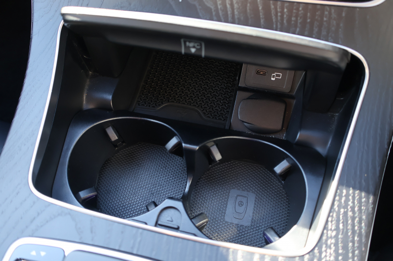 メルセデスベンツ Eクラス E300 ｽﾃｰｼｮﾝﾜｺﾞﾝ ｽﾎﾟｰﾂ　後期型 ｴｸｽｸﾙｰｼﾌﾞPKG ｴｱﾊﾞﾗﾝｽPKG ﾚｰﾀﾞｰｾｰﾌﾃｨPKG 1ｵｰﾅｰ ﾊﾟﾉﾗﾏSR 黒ﾅｯﾊﾟ革 ｼｰﾄﾋｰﾀ MBUX 純正ﾅﾋﾞ地ﾃﾞｼﾞ  AppleCarPlay 360°ｶﾒﾗ Burmester ﾜｲﾔﾚｽﾁｬｰｼﾞﾝｸﾞ HUD PTS ｴｱｻｽ AMG19ｲﾝﾁAW　2年保証