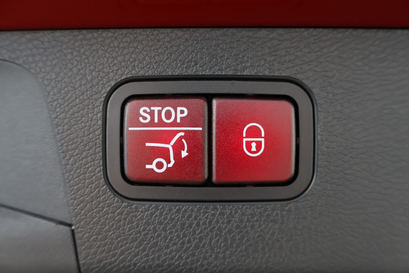 メルセデスベンツ Eクラス E300 ｽﾃｰｼｮﾝﾜｺﾞﾝ ｽﾎﾟｰﾂ　後期型 ｴｸｽｸﾙｰｼﾌﾞPKG ｴｱﾊﾞﾗﾝｽPKG ﾚｰﾀﾞｰｾｰﾌﾃｨPKG 1ｵｰﾅｰ ﾊﾟﾉﾗﾏSR 黒ﾅｯﾊﾟ革 ｼｰﾄﾋｰﾀ MBUX 純正ﾅﾋﾞ地ﾃﾞｼﾞ  AppleCarPlay 360°ｶﾒﾗ Burmester ﾜｲﾔﾚｽﾁｬｰｼﾞﾝｸﾞ HUD PTS ｴｱｻｽ AMG19ｲﾝﾁAW　2年保証