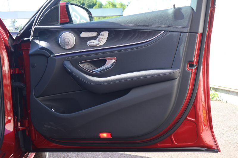 メルセデスベンツ Eクラス E300 ｽﾃｰｼｮﾝﾜｺﾞﾝ ｽﾎﾟｰﾂ　後期型 ｴｸｽｸﾙｰｼﾌﾞPKG ｴｱﾊﾞﾗﾝｽPKG ﾚｰﾀﾞｰｾｰﾌﾃｨPKG 1ｵｰﾅｰ ﾊﾟﾉﾗﾏSR 黒ﾅｯﾊﾟ革 ｼｰﾄﾋｰﾀ MBUX 純正ﾅﾋﾞ地ﾃﾞｼﾞ  AppleCarPlay 360°ｶﾒﾗ Burmester ﾜｲﾔﾚｽﾁｬｰｼﾞﾝｸﾞ HUD PTS ｴｱｻｽ AMG19ｲﾝﾁAW　2年保証