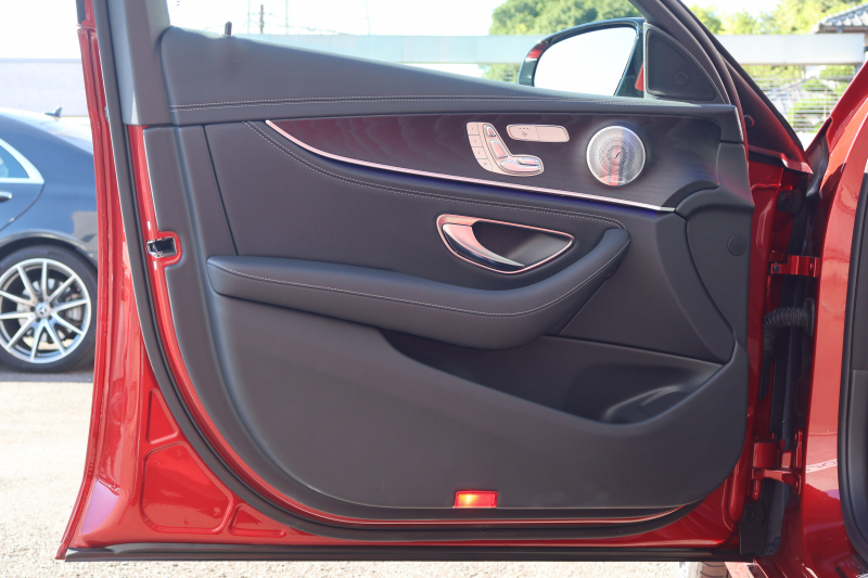 メルセデスベンツ Eクラス E300 ｽﾃｰｼｮﾝﾜｺﾞﾝ ｽﾎﾟｰﾂ　後期型 ｴｸｽｸﾙｰｼﾌﾞPKG ｴｱﾊﾞﾗﾝｽPKG ﾚｰﾀﾞｰｾｰﾌﾃｨPKG 1ｵｰﾅｰ ﾊﾟﾉﾗﾏSR 黒ﾅｯﾊﾟ革 ｼｰﾄﾋｰﾀ MBUX 純正ﾅﾋﾞ地ﾃﾞｼﾞ  AppleCarPlay 360°ｶﾒﾗ Burmester ﾜｲﾔﾚｽﾁｬｰｼﾞﾝｸﾞ HUD PTS ｴｱｻｽ AMG19ｲﾝﾁAW　2年保証