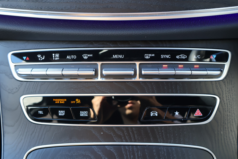 メルセデスベンツ Eクラス E300 ｽﾃｰｼｮﾝﾜｺﾞﾝ ｽﾎﾟｰﾂ　後期型 ｴｸｽｸﾙｰｼﾌﾞPKG ｴｱﾊﾞﾗﾝｽPKG ﾚｰﾀﾞｰｾｰﾌﾃｨPKG 1ｵｰﾅｰ ﾊﾟﾉﾗﾏSR 黒ﾅｯﾊﾟ革 ｼｰﾄﾋｰﾀ MBUX 純正ﾅﾋﾞ地ﾃﾞｼﾞ  AppleCarPlay 360°ｶﾒﾗ Burmester ﾜｲﾔﾚｽﾁｬｰｼﾞﾝｸﾞ HUD PTS ｴｱｻｽ AMG19ｲﾝﾁAW　2年保証