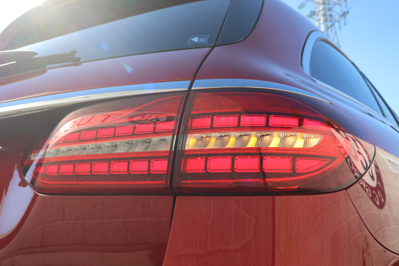 メルセデスベンツ Eクラス E300 ｽﾃｰｼｮﾝﾜｺﾞﾝ ｽﾎﾟｰﾂ　後期型 ｴｸｽｸﾙｰｼﾌﾞPKG ｴｱﾊﾞﾗﾝｽPKG ﾚｰﾀﾞｰｾｰﾌﾃｨPKG 1ｵｰﾅｰ ﾊﾟﾉﾗﾏSR 黒ﾅｯﾊﾟ革 ｼｰﾄﾋｰﾀ MBUX 純正ﾅﾋﾞ地ﾃﾞｼﾞ  AppleCarPlay 360°ｶﾒﾗ Burmester ﾜｲﾔﾚｽﾁｬｰｼﾞﾝｸﾞ HUD PTS ｴｱｻｽ AMG19ｲﾝﾁAW　2年保証