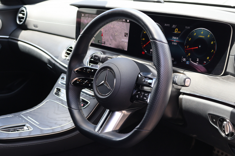 メルセデスベンツ Eクラス E300 ｽﾃｰｼｮﾝﾜｺﾞﾝ ｽﾎﾟｰﾂ　後期型 ｴｸｽｸﾙｰｼﾌﾞPKG ｴｱﾊﾞﾗﾝｽPKG ﾚｰﾀﾞｰｾｰﾌﾃｨPKG 1ｵｰﾅｰ ﾊﾟﾉﾗﾏSR 黒ﾅｯﾊﾟ革 ｼｰﾄﾋｰﾀ MBUX 純正ﾅﾋﾞ地ﾃﾞｼﾞ  AppleCarPlay 360°ｶﾒﾗ Burmester ﾜｲﾔﾚｽﾁｬｰｼﾞﾝｸﾞ HUD PTS ｴｱｻｽ AMG19ｲﾝﾁAW　2年保証