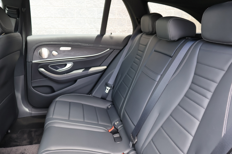 メルセデスベンツ Eクラス E300 ｽﾃｰｼｮﾝﾜｺﾞﾝ ｽﾎﾟｰﾂ　後期型 ｴｸｽｸﾙｰｼﾌﾞPKG ｴｱﾊﾞﾗﾝｽPKG ﾚｰﾀﾞｰｾｰﾌﾃｨPKG 1ｵｰﾅｰ ﾊﾟﾉﾗﾏSR 黒ﾅｯﾊﾟ革 ｼｰﾄﾋｰﾀ MBUX 純正ﾅﾋﾞ地ﾃﾞｼﾞ  AppleCarPlay 360°ｶﾒﾗ Burmester ﾜｲﾔﾚｽﾁｬｰｼﾞﾝｸﾞ HUD PTS ｴｱｻｽ AMG19ｲﾝﾁAW　2年保証