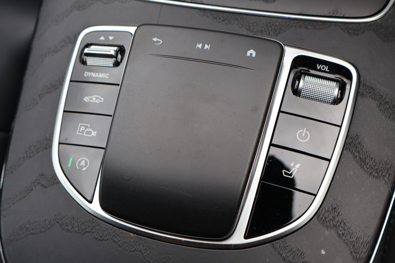 メルセデスベンツ Eクラス E300 ｽﾃｰｼｮﾝﾜｺﾞﾝ ｽﾎﾟｰﾂ　後期型 ｴｸｽｸﾙｰｼﾌﾞPKG ｴｱﾊﾞﾗﾝｽPKG ﾚｰﾀﾞｰｾｰﾌﾃｨPKG 1ｵｰﾅｰ ﾊﾟﾉﾗﾏSR 黒ﾅｯﾊﾟ革 ｼｰﾄﾋｰﾀ MBUX 純正ﾅﾋﾞ地ﾃﾞｼﾞ  AppleCarPlay 360°ｶﾒﾗ Burmester ﾜｲﾔﾚｽﾁｬｰｼﾞﾝｸﾞ HUD PTS ｴｱｻｽ AMG19ｲﾝﾁAW　2年保証