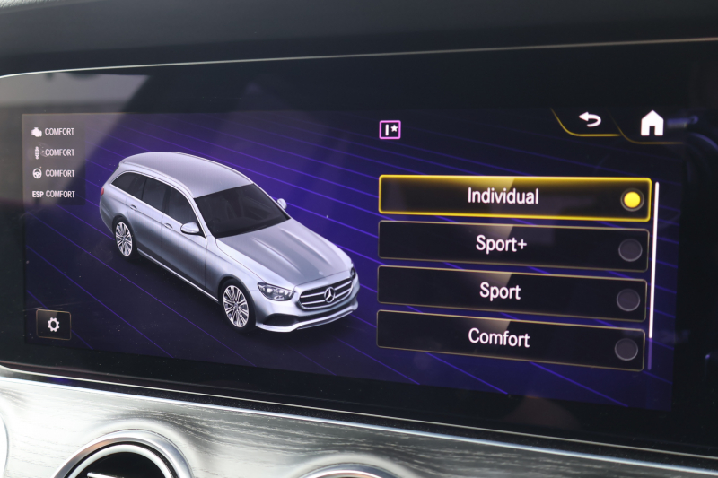 メルセデスベンツ Eクラス E300 ｽﾃｰｼｮﾝﾜｺﾞﾝ ｽﾎﾟｰﾂ　後期型 ｴｸｽｸﾙｰｼﾌﾞPKG ｴｱﾊﾞﾗﾝｽPKG ﾚｰﾀﾞｰｾｰﾌﾃｨPKG 1ｵｰﾅｰ ﾊﾟﾉﾗﾏSR 黒ﾅｯﾊﾟ革 ｼｰﾄﾋｰﾀ MBUX 純正ﾅﾋﾞ地ﾃﾞｼﾞ  AppleCarPlay 360°ｶﾒﾗ Burmester ﾜｲﾔﾚｽﾁｬｰｼﾞﾝｸﾞ HUD PTS ｴｱｻｽ AMG19ｲﾝﾁAW　2年保証