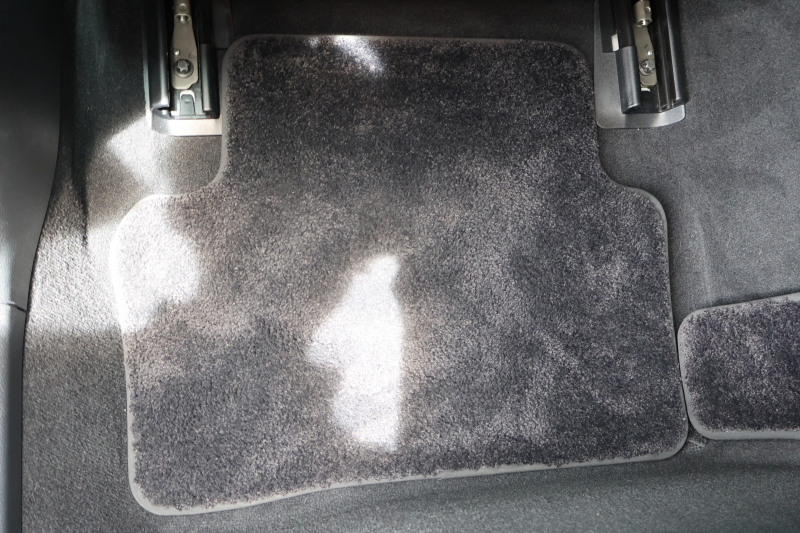 メルセデスベンツ Eクラス E300 ｽﾃｰｼｮﾝﾜｺﾞﾝ ｽﾎﾟｰﾂ　後期型 ｴｸｽｸﾙｰｼﾌﾞPKG ｴｱﾊﾞﾗﾝｽPKG ﾚｰﾀﾞｰｾｰﾌﾃｨPKG 1ｵｰﾅｰ ﾊﾟﾉﾗﾏSR 黒ﾅｯﾊﾟ革 ｼｰﾄﾋｰﾀ MBUX 純正ﾅﾋﾞ地ﾃﾞｼﾞ  AppleCarPlay 360°ｶﾒﾗ Burmester ﾜｲﾔﾚｽﾁｬｰｼﾞﾝｸﾞ HUD PTS ｴｱｻｽ AMG19ｲﾝﾁAW　2年保証