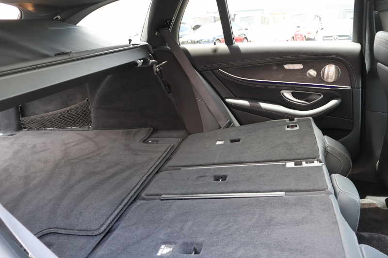 メルセデスベンツ Eクラス E300 ｽﾃｰｼｮﾝﾜｺﾞﾝ ｽﾎﾟｰﾂ　後期型 ｴｸｽｸﾙｰｼﾌﾞPKG ｴｱﾊﾞﾗﾝｽPKG ﾚｰﾀﾞｰｾｰﾌﾃｨPKG 1ｵｰﾅｰ ﾊﾟﾉﾗﾏSR 黒ﾅｯﾊﾟ革 ｼｰﾄﾋｰﾀ MBUX 純正ﾅﾋﾞ地ﾃﾞｼﾞ  AppleCarPlay 360°ｶﾒﾗ Burmester ﾜｲﾔﾚｽﾁｬｰｼﾞﾝｸﾞ HUD PTS ｴｱｻｽ AMG19ｲﾝﾁAW　2年保証