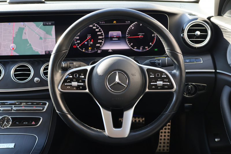 メルセデスベンツ Eクラス E220d 4MATIC ｵｰﾙﾃﾚｲﾝ ﾛｰﾚｳｽｴﾃﾞｨｼｮﾝ　特別仕様車  ﾚｰﾀﾞｰｾｰﾌﾃｨPKG ｴｱﾊﾞﾗﾝｽPKG ﾊﾟﾉﾗﾏSR ｷｰﾚｽGO 黒ﾅｯﾊﾟ革 ｼｰﾄﾋｰﾀｰ ﾍﾞﾝﾁﾚｰﾀｰ ｽﾃｱﾘﾝｸﾞﾋｰﾀｰ 純正ﾅﾋﾞ地ﾃﾞｼﾞ 360°ｶﾒﾗ Burmester Applecarplay 電動Rｹﾞｰﾄ HUD 専用19ｲﾝﾁAW　2年保証