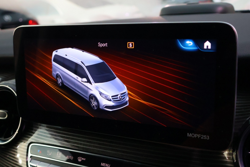 メルセデスベンツ Vクラス V220d ﾏﾙｺﾎﾟｰﾛﾎﾗｲｿﾞﾝ 　ﾚｰﾀﾞｰｾｰﾌﾃｨPKG 1ｵｰﾅｰ ﾎﾟｯﾌﾟｱｯﾌﾟﾙｰﾌ 最大5名就寝可能 回転式ｼｰﾄ 黒革 ｼｰﾄﾋｰﾀｰ ﾍﾞﾝﾁﾚｰﾀｰ MBUX 純正10.25ｲﾝﾁﾅﾋﾞ地ﾃﾞｼﾞ 360°ｶﾒﾗ 電動ﾃﾞｭｱﾙｽﾗｲﾄﾞﾄﾞｱ 電動Rｹﾞｰﾄ LEDﾍｯﾄﾞﾗｲﾄ 純正18ｲﾝﾁAW　2年保証