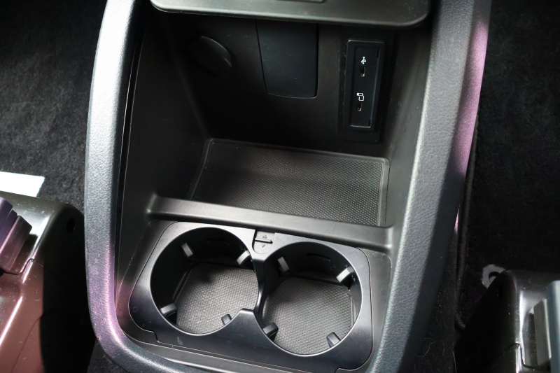 メルセデスベンツ Vクラス V220d ﾏﾙｺﾎﾟｰﾛﾎﾗｲｿﾞﾝ 　ﾚｰﾀﾞｰｾｰﾌﾃｨPKG 1ｵｰﾅｰ ﾎﾟｯﾌﾟｱｯﾌﾟﾙｰﾌ 最大5名就寝可能 回転式ｼｰﾄ 黒革 ｼｰﾄﾋｰﾀｰ ﾍﾞﾝﾁﾚｰﾀｰ MBUX 純正10.25ｲﾝﾁﾅﾋﾞ地ﾃﾞｼﾞ 360°ｶﾒﾗ 電動ﾃﾞｭｱﾙｽﾗｲﾄﾞﾄﾞｱ 電動Rｹﾞｰﾄ LEDﾍｯﾄﾞﾗｲﾄ 純正18ｲﾝﾁAW　2年保証