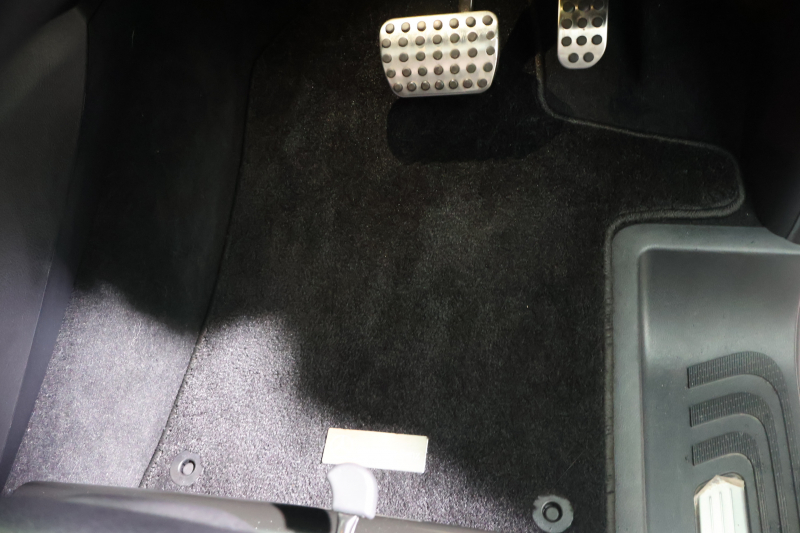 メルセデスベンツ Vクラス V220d ﾏﾙｺﾎﾟｰﾛﾎﾗｲｿﾞﾝ 　ﾚｰﾀﾞｰｾｰﾌﾃｨPKG 1ｵｰﾅｰ ﾎﾟｯﾌﾟｱｯﾌﾟﾙｰﾌ 最大5名就寝可能 回転式ｼｰﾄ 黒革 ｼｰﾄﾋｰﾀｰ ﾍﾞﾝﾁﾚｰﾀｰ MBUX 純正10.25ｲﾝﾁﾅﾋﾞ地ﾃﾞｼﾞ 360°ｶﾒﾗ 電動ﾃﾞｭｱﾙｽﾗｲﾄﾞﾄﾞｱ 電動Rｹﾞｰﾄ LEDﾍｯﾄﾞﾗｲﾄ 純正18ｲﾝﾁAW　2年保証