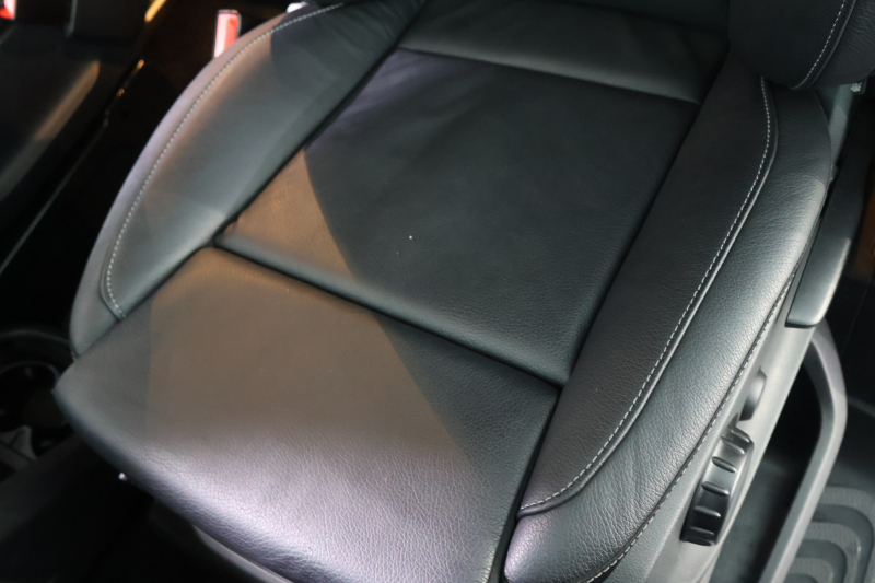 メルセデスベンツ Vクラス V220d ﾏﾙｺﾎﾟｰﾛﾎﾗｲｿﾞﾝ 　ﾚｰﾀﾞｰｾｰﾌﾃｨPKG 1ｵｰﾅｰ ﾎﾟｯﾌﾟｱｯﾌﾟﾙｰﾌ 最大5名就寝可能 回転式ｼｰﾄ 黒革 ｼｰﾄﾋｰﾀｰ ﾍﾞﾝﾁﾚｰﾀｰ MBUX 純正10.25ｲﾝﾁﾅﾋﾞ地ﾃﾞｼﾞ 360°ｶﾒﾗ 電動ﾃﾞｭｱﾙｽﾗｲﾄﾞﾄﾞｱ 電動Rｹﾞｰﾄ LEDﾍｯﾄﾞﾗｲﾄ 純正18ｲﾝﾁAW　2年保証