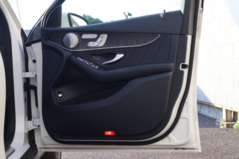 メルセデスベンツ GLCクーペ GLC220d 4MATIC ｸｰﾍﾟ AMGﾗｲﾝ　後期型 ﾚｻﾞｰｴｸｽｸﾙｰｼﾌﾞPKG ﾚｰﾀﾞｰｾｰﾌﾃｨPKG ｴｱﾊﾞﾗﾝｽPKG 1ｵｰﾅｰ ｶﾞﾗｽSR 黒革 ｼｰﾄﾋｰﾀ ﾍﾞﾝﾁﾚｰﾀ 純正10.25ｲﾝﾁﾅﾋﾞ地ﾃﾞｼﾞ ｺｯｸﾋﾟｯﾄDisp 360°ｶﾒﾗ Burmester 電動Rｹﾞｰﾄ HUD ﾘｱAAC AMG19ｲﾝﾁAW　2年保証