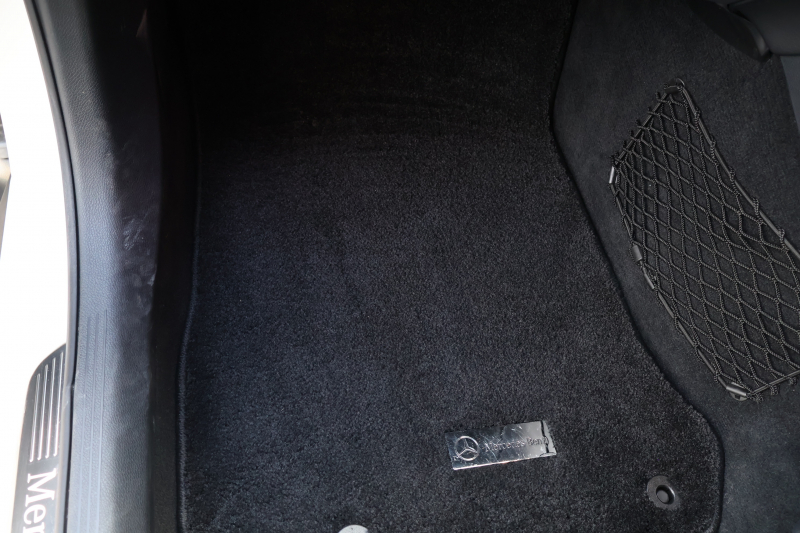 メルセデスベンツ GLCクーペ GLC220d 4MATIC ｸｰﾍﾟ AMGﾗｲﾝ　後期型 ﾚｻﾞｰｴｸｽｸﾙｰｼﾌﾞPKG ﾚｰﾀﾞｰｾｰﾌﾃｨPKG ｴｱﾊﾞﾗﾝｽPKG 1ｵｰﾅｰ ｶﾞﾗｽSR 黒革 ｼｰﾄﾋｰﾀ ﾍﾞﾝﾁﾚｰﾀ 純正10.25ｲﾝﾁﾅﾋﾞ地ﾃﾞｼﾞ ｺｯｸﾋﾟｯﾄDisp 360°ｶﾒﾗ Burmester 電動Rｹﾞｰﾄ HUD ﾘｱAAC AMG19ｲﾝﾁAW　2年保証