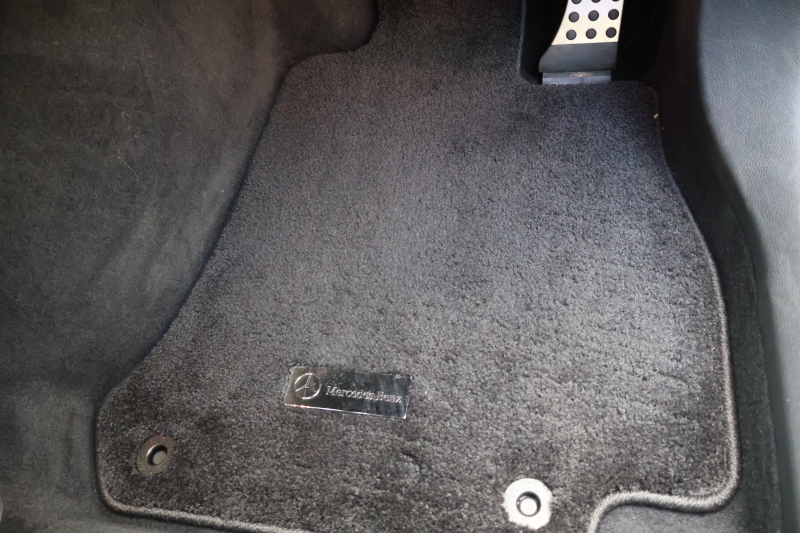 メルセデスベンツ GLCクーペ GLC220d 4MATIC ｸｰﾍﾟ AMGﾗｲﾝ　後期型 ﾚｻﾞｰｴｸｽｸﾙｰｼﾌﾞPKG ﾚｰﾀﾞｰｾｰﾌﾃｨPKG ｴｱﾊﾞﾗﾝｽPKG 1ｵｰﾅｰ ｶﾞﾗｽSR 黒革 ｼｰﾄﾋｰﾀ ﾍﾞﾝﾁﾚｰﾀ 純正10.25ｲﾝﾁﾅﾋﾞ地ﾃﾞｼﾞ ｺｯｸﾋﾟｯﾄDisp 360°ｶﾒﾗ Burmester 電動Rｹﾞｰﾄ HUD ﾘｱAAC AMG19ｲﾝﾁAW　2年保証