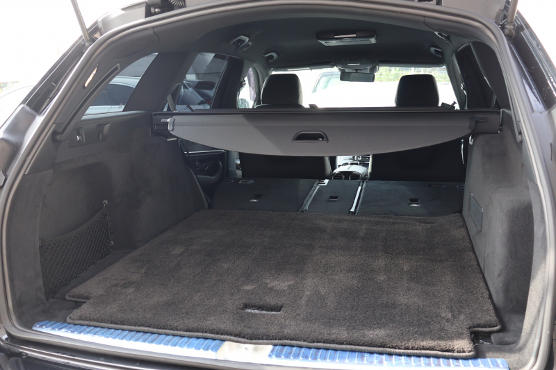 メルセデスベンツ Eクラス E250 ｽﾃｰｼｮﾝﾜｺﾞﾝ ｱﾊﾞﾝｷﾞｬﾙﾄﾞ ｽﾎﾟｰﾂ(本革仕様)　AMGｽﾀｲﾘﾝｸﾞPKG ﾚｰﾀﾞｰｾｰﾌﾃｨPKG ｴｱﾊﾞﾗﾝｽPKG ｷｰﾚｽGO 黒ﾅｯﾊﾟ革 ｼｰﾄﾋｰﾀｰ 純正ﾅﾋﾞ地ﾃﾞｼﾞ 360°ｶﾒﾗ Burmester Applecarplay 電動Rｹﾞｰﾄ HUD PTS AMG19ｲﾝﾁAW　2年保証