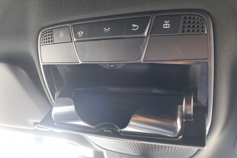 メルセデスベンツ Eクラス E250 ｽﾃｰｼｮﾝﾜｺﾞﾝ ｱﾊﾞﾝｷﾞｬﾙﾄﾞ ｽﾎﾟｰﾂ(本革仕様)　AMGｽﾀｲﾘﾝｸﾞPKG ﾚｰﾀﾞｰｾｰﾌﾃｨPKG ｴｱﾊﾞﾗﾝｽPKG ｷｰﾚｽGO 黒ﾅｯﾊﾟ革 ｼｰﾄﾋｰﾀｰ 純正ﾅﾋﾞ地ﾃﾞｼﾞ 360°ｶﾒﾗ Burmester Applecarplay 電動Rｹﾞｰﾄ HUD PTS AMG19ｲﾝﾁAW　2年保証