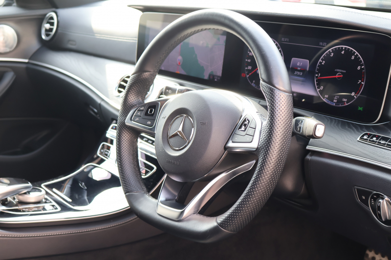 メルセデスベンツ Eクラス E250 ｽﾃｰｼｮﾝﾜｺﾞﾝ ｱﾊﾞﾝｷﾞｬﾙﾄﾞ ｽﾎﾟｰﾂ(本革仕様)　AMGｽﾀｲﾘﾝｸﾞPKG ﾚｰﾀﾞｰｾｰﾌﾃｨPKG ｴｱﾊﾞﾗﾝｽPKG ｷｰﾚｽGO 黒ﾅｯﾊﾟ革 ｼｰﾄﾋｰﾀｰ 純正ﾅﾋﾞ地ﾃﾞｼﾞ 360°ｶﾒﾗ Burmester Applecarplay 電動Rｹﾞｰﾄ HUD PTS AMG19ｲﾝﾁAW　2年保証