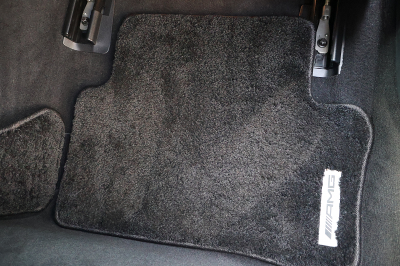 メルセデスベンツ Eクラス E250 ｽﾃｰｼｮﾝﾜｺﾞﾝ ｱﾊﾞﾝｷﾞｬﾙﾄﾞ ｽﾎﾟｰﾂ(本革仕様)　AMGｽﾀｲﾘﾝｸﾞPKG ﾚｰﾀﾞｰｾｰﾌﾃｨPKG ｴｱﾊﾞﾗﾝｽPKG ｷｰﾚｽGO 黒ﾅｯﾊﾟ革 ｼｰﾄﾋｰﾀｰ 純正ﾅﾋﾞ地ﾃﾞｼﾞ 360°ｶﾒﾗ Burmester Applecarplay 電動Rｹﾞｰﾄ HUD PTS AMG19ｲﾝﾁAW　2年保証