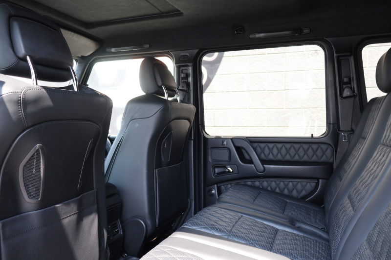 AMG Gクラス G63　右ﾊﾝﾄﾞﾙ designoｴｸｽｸﾙｰｼﾌﾞｲﾝﾃﾘｱPKG ﾃﾞｨｽﾄﾛﾆｯｸ&BSM 7AT SR designo黒革ｼｰﾄ ｼｰﾄﾋｰﾀｰ ﾍﾞﾝﾁﾚｰﾀｰ 純正8ｲﾝﾁﾜｲﾄﾞﾅﾋﾞ地ﾃﾞｼﾞ harman/kardonｻﾗｳﾝﾄﾞ Bﾓﾆﾀｰ AppleCarPlay PTS ｷｾﾉﾝﾗｲﾄ ﾜｲﾄﾞｽﾍﾟｰｻｰ AMG20ｲﾝﾁAW　2年保証