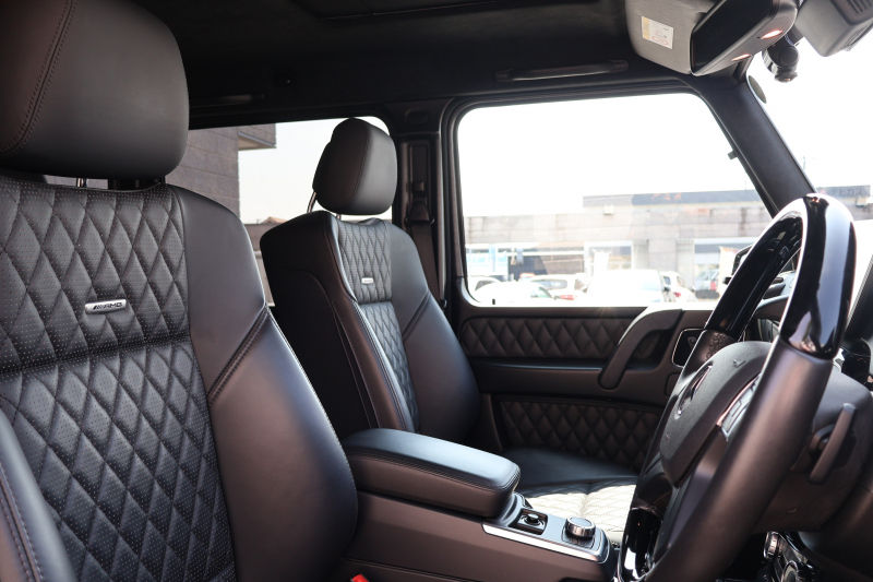 AMG Gクラス G63　右ﾊﾝﾄﾞﾙ designoｴｸｽｸﾙｰｼﾌﾞｲﾝﾃﾘｱPKG ﾃﾞｨｽﾄﾛﾆｯｸ&BSM 7AT SR designo黒革ｼｰﾄ ｼｰﾄﾋｰﾀｰ ﾍﾞﾝﾁﾚｰﾀｰ 純正8ｲﾝﾁﾜｲﾄﾞﾅﾋﾞ地ﾃﾞｼﾞ harman/kardonｻﾗｳﾝﾄﾞ Bﾓﾆﾀｰ AppleCarPlay PTS ｷｾﾉﾝﾗｲﾄ ﾜｲﾄﾞｽﾍﾟｰｻｰ AMG20ｲﾝﾁAW　2年保証