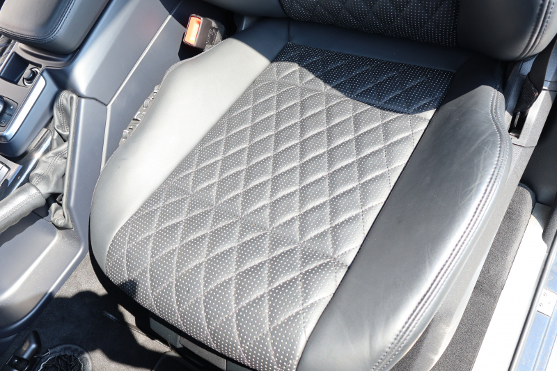 AMG Gクラス G63　右ﾊﾝﾄﾞﾙ designoｴｸｽｸﾙｰｼﾌﾞｲﾝﾃﾘｱPKG ﾃﾞｨｽﾄﾛﾆｯｸ&BSM 7AT SR designo黒革ｼｰﾄ ｼｰﾄﾋｰﾀｰ ﾍﾞﾝﾁﾚｰﾀｰ 純正8ｲﾝﾁﾜｲﾄﾞﾅﾋﾞ地ﾃﾞｼﾞ harman/kardonｻﾗｳﾝﾄﾞ Bﾓﾆﾀｰ AppleCarPlay PTS ｷｾﾉﾝﾗｲﾄ ﾜｲﾄﾞｽﾍﾟｰｻｰ AMG20ｲﾝﾁAW　2年保証