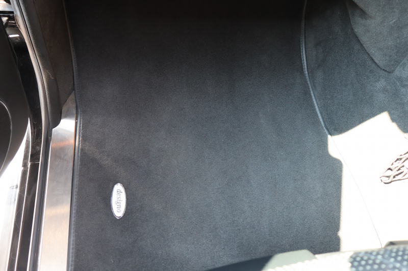 AMG Gクラス G63　右ﾊﾝﾄﾞﾙ designoｴｸｽｸﾙｰｼﾌﾞｲﾝﾃﾘｱPKG ﾃﾞｨｽﾄﾛﾆｯｸ&BSM 7AT SR designo黒革ｼｰﾄ ｼｰﾄﾋｰﾀｰ ﾍﾞﾝﾁﾚｰﾀｰ 純正8ｲﾝﾁﾜｲﾄﾞﾅﾋﾞ地ﾃﾞｼﾞ harman/kardonｻﾗｳﾝﾄﾞ Bﾓﾆﾀｰ AppleCarPlay PTS ｷｾﾉﾝﾗｲﾄ ﾜｲﾄﾞｽﾍﾟｰｻｰ AMG20ｲﾝﾁAW　2年保証