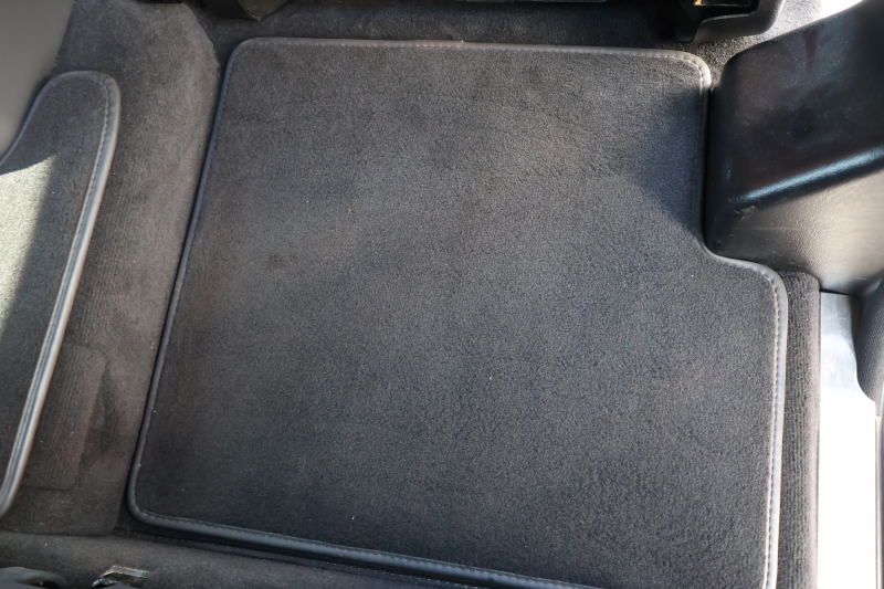 AMG Gクラス G63　右ﾊﾝﾄﾞﾙ designoｴｸｽｸﾙｰｼﾌﾞｲﾝﾃﾘｱPKG ﾃﾞｨｽﾄﾛﾆｯｸ&BSM 7AT SR designo黒革ｼｰﾄ ｼｰﾄﾋｰﾀｰ ﾍﾞﾝﾁﾚｰﾀｰ 純正8ｲﾝﾁﾜｲﾄﾞﾅﾋﾞ地ﾃﾞｼﾞ harman/kardonｻﾗｳﾝﾄﾞ Bﾓﾆﾀｰ AppleCarPlay PTS ｷｾﾉﾝﾗｲﾄ ﾜｲﾄﾞｽﾍﾟｰｻｰ AMG20ｲﾝﾁAW　2年保証