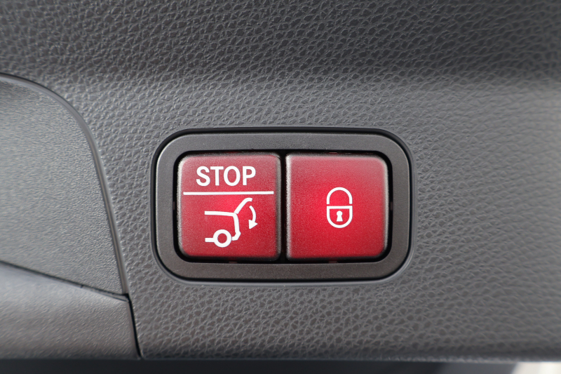 メルセデスベンツ GLCクーペ GLC300 4MATIC ｸｰﾍﾟ AMGﾗｲﾝ　後期型 ﾚｻﾞｰｴｸｽｸﾙｰｼﾌﾞPKG ﾚｰﾀﾞｰｾｰﾌﾃｨPKG ｴｱﾊﾞﾗﾝｽPKG ｶﾞﾗｽSR 黒革 ｼｰﾄﾋｰﾀ ﾍﾞﾝﾁﾚｰﾀ 純正10.25ｲﾝﾁﾅﾋﾞ地ﾃﾞｼﾞ ｺｯｸﾋﾟｯﾄDisp 360°ｶﾒﾗ Burmester 電動Rｹﾞｰﾄ HUD AMG20ｲﾝﾁAW　2年保証