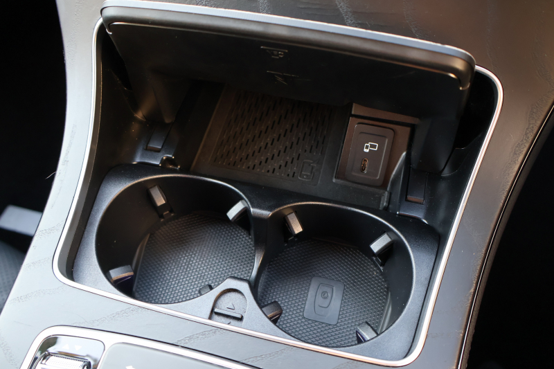 メルセデスベンツ GLCクーペ GLC300 4MATIC ｸｰﾍﾟ AMGﾗｲﾝ　後期型 ﾚｻﾞｰｴｸｽｸﾙｰｼﾌﾞPKG ﾚｰﾀﾞｰｾｰﾌﾃｨPKG ｴｱﾊﾞﾗﾝｽPKG ｶﾞﾗｽSR 黒革 ｼｰﾄﾋｰﾀ ﾍﾞﾝﾁﾚｰﾀ 純正10.25ｲﾝﾁﾅﾋﾞ地ﾃﾞｼﾞ ｺｯｸﾋﾟｯﾄDisp 360°ｶﾒﾗ Burmester 電動Rｹﾞｰﾄ HUD AMG20ｲﾝﾁAW　2年保証