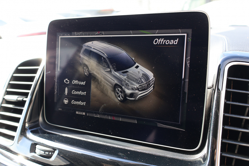 メルセデスベンツ GLS GLS350d 4MATIC ｽﾎﾟｰﾂ　ﾚｰﾀﾞｰｾｰﾌﾃｨPKG AMGｽﾀｲﾘﾝｸﾞPKG 1ｵｰﾅｰ ﾊﾟﾉﾗﾐｯｸSR 黒革ｼｰﾄ 全席ｼｰﾄﾋｰﾀｰ 純正8ｲﾝﾁﾅﾋﾞ地ﾃﾞｼﾞ ﾘｱﾓﾆﾀｰ 360度ｶﾒﾗ harman/kardonｻﾗｳﾝﾄﾞ AppleCarPlay 電動Rｹﾞｰﾄ LEDﾍｯﾄﾞﾗｲﾄ AMG21ｲﾝﾁAW　2年保証