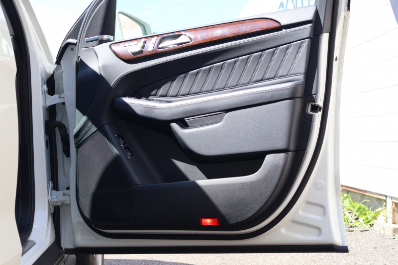 メルセデスベンツ GLS GLS350d 4MATIC ｽﾎﾟｰﾂ　ﾚｰﾀﾞｰｾｰﾌﾃｨPKG AMGｽﾀｲﾘﾝｸﾞPKG 1ｵｰﾅｰ ﾊﾟﾉﾗﾐｯｸSR 黒革ｼｰﾄ 全席ｼｰﾄﾋｰﾀｰ 純正8ｲﾝﾁﾅﾋﾞ地ﾃﾞｼﾞ ﾘｱﾓﾆﾀｰ 360度ｶﾒﾗ harman/kardonｻﾗｳﾝﾄﾞ AppleCarPlay 電動Rｹﾞｰﾄ LEDﾍｯﾄﾞﾗｲﾄ AMG21ｲﾝﾁAW　2年保証