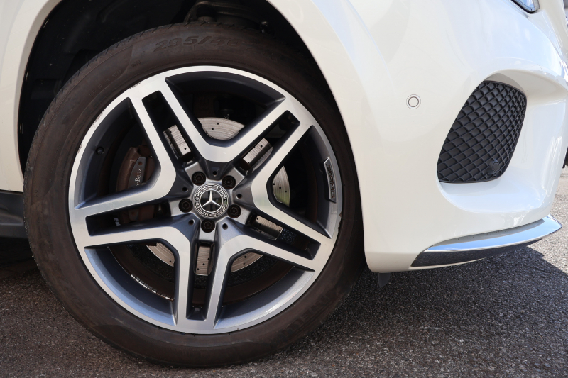 メルセデスベンツ GLS GLS350d 4MATIC ｽﾎﾟｰﾂ　ﾚｰﾀﾞｰｾｰﾌﾃｨPKG AMGｽﾀｲﾘﾝｸﾞPKG 1ｵｰﾅｰ ﾊﾟﾉﾗﾐｯｸSR 黒革ｼｰﾄ 全席ｼｰﾄﾋｰﾀｰ 純正8ｲﾝﾁﾅﾋﾞ地ﾃﾞｼﾞ ﾘｱﾓﾆﾀｰ 360度ｶﾒﾗ harman/kardonｻﾗｳﾝﾄﾞ AppleCarPlay 電動Rｹﾞｰﾄ LEDﾍｯﾄﾞﾗｲﾄ AMG21ｲﾝﾁAW　2年保証