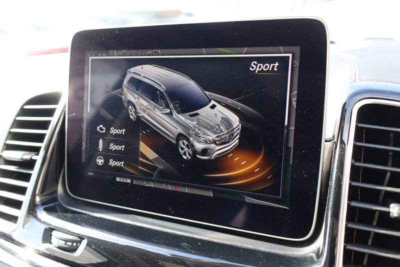 メルセデスベンツ GLS GLS350d 4MATIC ｽﾎﾟｰﾂ　ﾚｰﾀﾞｰｾｰﾌﾃｨPKG AMGｽﾀｲﾘﾝｸﾞPKG 1ｵｰﾅｰ ﾊﾟﾉﾗﾐｯｸSR 黒革ｼｰﾄ 全席ｼｰﾄﾋｰﾀｰ 純正8ｲﾝﾁﾅﾋﾞ地ﾃﾞｼﾞ ﾘｱﾓﾆﾀｰ 360度ｶﾒﾗ harman/kardonｻﾗｳﾝﾄﾞ AppleCarPlay 電動Rｹﾞｰﾄ LEDﾍｯﾄﾞﾗｲﾄ AMG21ｲﾝﾁAW　2年保証