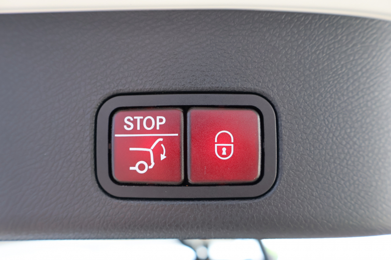 メルセデスベンツ GLS GLS350d 4MATIC ｽﾎﾟｰﾂ　ﾚｰﾀﾞｰｾｰﾌﾃｨPKG AMGｽﾀｲﾘﾝｸﾞPKG 1ｵｰﾅｰ ﾊﾟﾉﾗﾐｯｸSR 黒革ｼｰﾄ 全席ｼｰﾄﾋｰﾀｰ 純正8ｲﾝﾁﾅﾋﾞ地ﾃﾞｼﾞ ﾘｱﾓﾆﾀｰ 360度ｶﾒﾗ harman/kardonｻﾗｳﾝﾄﾞ AppleCarPlay 電動Rｹﾞｰﾄ LEDﾍｯﾄﾞﾗｲﾄ AMG21ｲﾝﾁAW　2年保証