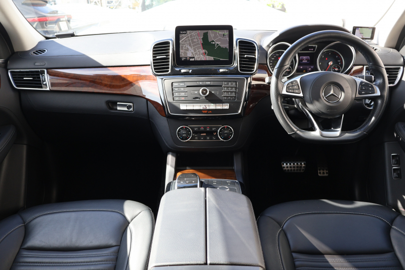 メルセデスベンツ GLS GLS350d 4MATIC ｽﾎﾟｰﾂ　ﾚｰﾀﾞｰｾｰﾌﾃｨPKG AMGｽﾀｲﾘﾝｸﾞPKG 1ｵｰﾅｰ ﾊﾟﾉﾗﾐｯｸSR 黒革ｼｰﾄ 全席ｼｰﾄﾋｰﾀｰ 純正8ｲﾝﾁﾅﾋﾞ地ﾃﾞｼﾞ ﾘｱﾓﾆﾀｰ 360度ｶﾒﾗ harman/kardonｻﾗｳﾝﾄﾞ AppleCarPlay 電動Rｹﾞｰﾄ LEDﾍｯﾄﾞﾗｲﾄ AMG21ｲﾝﾁAW　2年保証