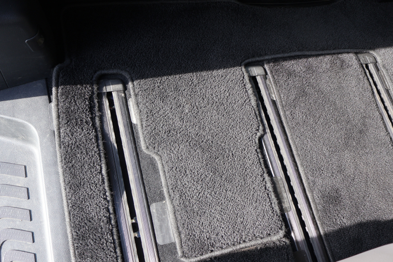 メルセデスベンツ Vクラス V220d ｱﾊﾞﾝｷﾞｬﾙﾄﾞ ｴｸｽﾄﾗﾛﾝｸﾞ(受注生産ﾓﾃﾞﾙ)　後期型 AMGﾗｲﾝ ﾚｰﾀﾞｰｾｰﾌﾃｨPKG ｴｸｽｸﾙｰｼﾌﾞｼｰﾄPKG 1ｵｰﾅｰ ﾍﾞｰｼﾞｭ革ｼｰﾄ 2列目ｴｸｽｸﾙｰｼﾌﾞｼｰﾄ ｼｰﾄﾋｰﾀ&ﾍﾞﾝﾁﾚｰﾀ MBUX 純正10.25ｲﾝﾁﾅﾋﾞ地ﾃﾞｼﾞ Burmester AMG19ｲﾝﾁAW　2年保証