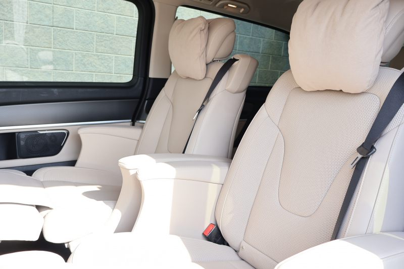 メルセデスベンツ Vクラス V220d ｱﾊﾞﾝｷﾞｬﾙﾄﾞ ｴｸｽﾄﾗﾛﾝｸﾞ(受注生産ﾓﾃﾞﾙ)　後期型 AMGﾗｲﾝ ﾚｰﾀﾞｰｾｰﾌﾃｨPKG ｴｸｽｸﾙｰｼﾌﾞｼｰﾄPKG 1ｵｰﾅｰ ﾍﾞｰｼﾞｭ革ｼｰﾄ 2列目ｴｸｽｸﾙｰｼﾌﾞｼｰﾄ ｼｰﾄﾋｰﾀ&ﾍﾞﾝﾁﾚｰﾀ MBUX 純正10.25ｲﾝﾁﾅﾋﾞ地ﾃﾞｼﾞ Burmester AMG19ｲﾝﾁAW　2年保証