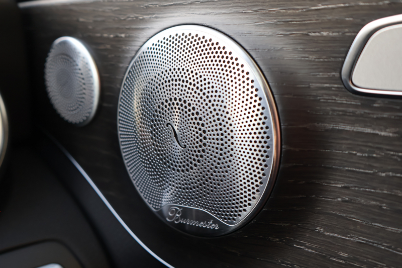 AMG Cクラス C43 4MATIC ｶﾌﾞﾘｵﾚ　後期型 ﾀﾞｰｸﾚｯﾄﾞ幌 AMGｽﾀｲﾘﾝｸﾞPKG ﾚｰﾀﾞｰｾｰﾌﾃｨPKG ｴｱﾊﾞﾗﾝｽPKG ｸﾗﾝﾍﾞﾘｰ赤革 ｼｰﾄﾋｰﾀ 純正10.25ｲﾝﾁﾅﾋﾞ地ﾃﾞｼﾞ ｺｯｸﾋﾟｯﾄDisp AppleCarPlay Burmesterｻﾗｳﾝﾄﾞ Bﾓﾆﾀｰ ﾏﾙﾁﾋﾞｰﾑLED 純正ﾄﾞﾗﾚｺ AMG19ｲﾝﾁAW　2年保証