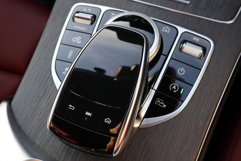 AMG Cクラス C43 4MATIC ｶﾌﾞﾘｵﾚ　後期型 ﾀﾞｰｸﾚｯﾄﾞ幌 AMGｽﾀｲﾘﾝｸﾞPKG ﾚｰﾀﾞｰｾｰﾌﾃｨPKG ｴｱﾊﾞﾗﾝｽPKG ｸﾗﾝﾍﾞﾘｰ赤革 ｼｰﾄﾋｰﾀ 純正10.25ｲﾝﾁﾅﾋﾞ地ﾃﾞｼﾞ ｺｯｸﾋﾟｯﾄDisp AppleCarPlay Burmesterｻﾗｳﾝﾄﾞ Bﾓﾆﾀｰ ﾏﾙﾁﾋﾞｰﾑLED 純正ﾄﾞﾗﾚｺ AMG19ｲﾝﾁAW　2年保証