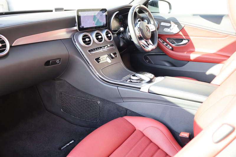 AMG Cクラス C43 4MATIC ｶﾌﾞﾘｵﾚ　後期型 ﾀﾞｰｸﾚｯﾄﾞ幌 AMGｽﾀｲﾘﾝｸﾞPKG ﾚｰﾀﾞｰｾｰﾌﾃｨPKG ｴｱﾊﾞﾗﾝｽPKG ｸﾗﾝﾍﾞﾘｰ赤革 ｼｰﾄﾋｰﾀ 純正10.25ｲﾝﾁﾅﾋﾞ地ﾃﾞｼﾞ ｺｯｸﾋﾟｯﾄDisp AppleCarPlay Burmesterｻﾗｳﾝﾄﾞ Bﾓﾆﾀｰ ﾏﾙﾁﾋﾞｰﾑLED 純正ﾄﾞﾗﾚｺ AMG19ｲﾝﾁAW　2年保証