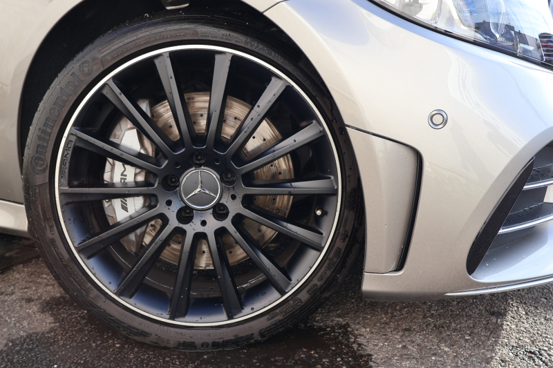 AMG Cクラス C43 4MATIC ｶﾌﾞﾘｵﾚ　後期型 ﾀﾞｰｸﾚｯﾄﾞ幌 AMGｽﾀｲﾘﾝｸﾞPKG ﾚｰﾀﾞｰｾｰﾌﾃｨPKG ｴｱﾊﾞﾗﾝｽPKG ｸﾗﾝﾍﾞﾘｰ赤革 ｼｰﾄﾋｰﾀ 純正10.25ｲﾝﾁﾅﾋﾞ地ﾃﾞｼﾞ ｺｯｸﾋﾟｯﾄDisp AppleCarPlay Burmesterｻﾗｳﾝﾄﾞ Bﾓﾆﾀｰ ﾏﾙﾁﾋﾞｰﾑLED 純正ﾄﾞﾗﾚｺ AMG19ｲﾝﾁAW　2年保証