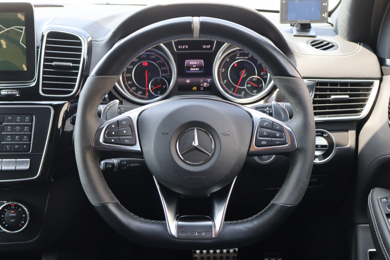 AMG GLE GLE63S 4MATIC　ﾚｰﾀﾞｰｾｰﾌﾃｨPKG 63S専用AMGｽﾀｲﾘﾝｸﾞPKG AMGﾊﾟﾌｫｰﾏﾝｽｽﾃｱﾘﾝｸﾞ ﾊﾟﾉﾗﾐｯｸSR 黒ﾅｯﾊﾟ革ｼｰﾄ ｼｰﾄﾋｰﾀｰ  ﾍﾞﾝﾁﾚｰﾀｰ 純正8ｲﾝﾁﾅﾋﾞ地ﾃﾞｼﾞ 360度ｶﾒﾗｼｽﾃﾑ harman/kardon AppleCarPlay 電動Rｹﾞｰﾄ LEDﾍｯﾄﾞﾗｲﾄ AMG21ｲﾝﾁAW　2年保証