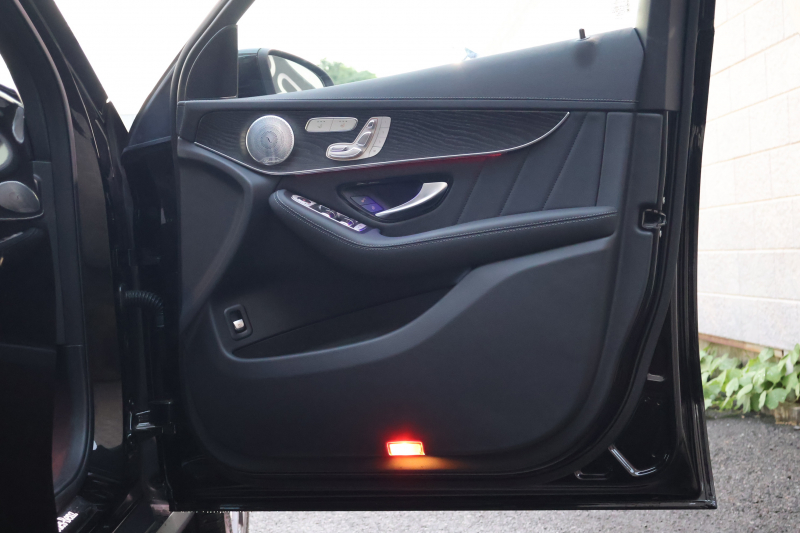 メルセデスベンツ GLC GLC220d 4MATIC AMGﾗｲﾝ　後期型 ﾚｻﾞｰｴｸｽｸﾙｰｼﾌﾞPKG ﾚｰﾀﾞｰｾｰﾌﾃｨPKG ｴｱﾊﾞﾗﾝｽPKG ﾊﾟﾉﾗﾏSR 黒革ｼｰﾄ ｼｰﾄﾋｰﾀ ﾍﾞﾝﾁﾚｰﾀ MBUX 純正10.25ｲﾝﾁﾅﾋﾞ地ﾃﾞｼﾞ ｺｯｸﾋﾟｯﾄDisp 360°ｶﾒﾗ Burmester PTS 電動Rｹﾞｰﾄ HUD ﾘｱAAC AMG20ｲﾝﾁAW　2年保証