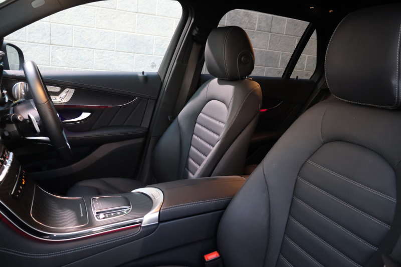 メルセデスベンツ GLC GLC220d 4MATIC AMGﾗｲﾝ　後期型 ﾚｻﾞｰｴｸｽｸﾙｰｼﾌﾞPKG ﾚｰﾀﾞｰｾｰﾌﾃｨPKG ｴｱﾊﾞﾗﾝｽPKG ﾊﾟﾉﾗﾏSR 黒革ｼｰﾄ ｼｰﾄﾋｰﾀ ﾍﾞﾝﾁﾚｰﾀ MBUX 純正10.25ｲﾝﾁﾅﾋﾞ地ﾃﾞｼﾞ ｺｯｸﾋﾟｯﾄDisp 360°ｶﾒﾗ Burmester PTS 電動Rｹﾞｰﾄ HUD ﾘｱAAC AMG20ｲﾝﾁAW　2年保証